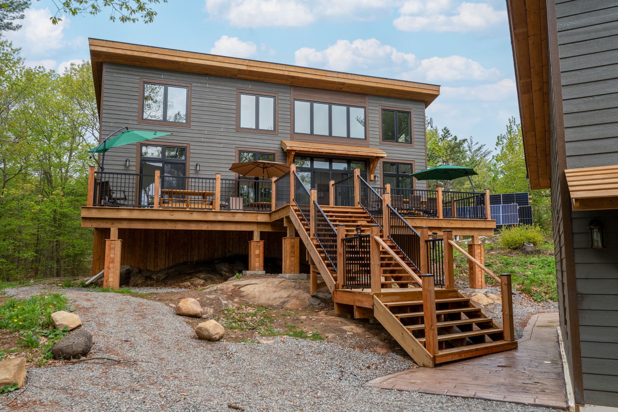 Port Severn Cottage w/ Games Room — 1 of 13